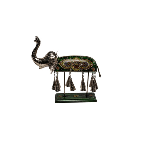 ELEFANTE VERDE CON METAL Y CAMPANAS